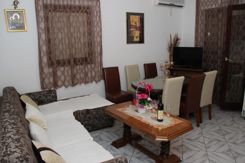 Apartment Glomazic Budva Oda fotoğraf